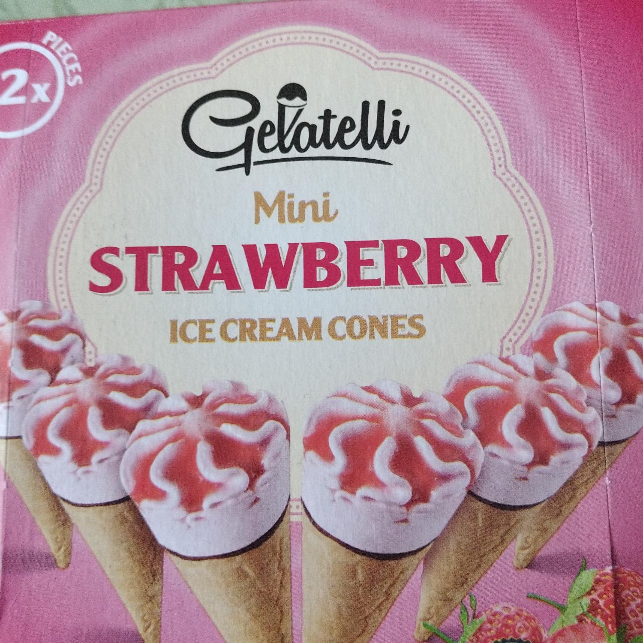 Fotografie - Mini Strawberry ice cream cones Gelatelli