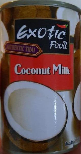 Fotografie - Exotic food coconut milk
