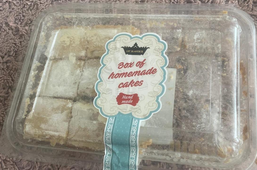 Fotografie - Box of homemade cakes Mix Jablkový koláč / Višňový koláč Le' Slastice