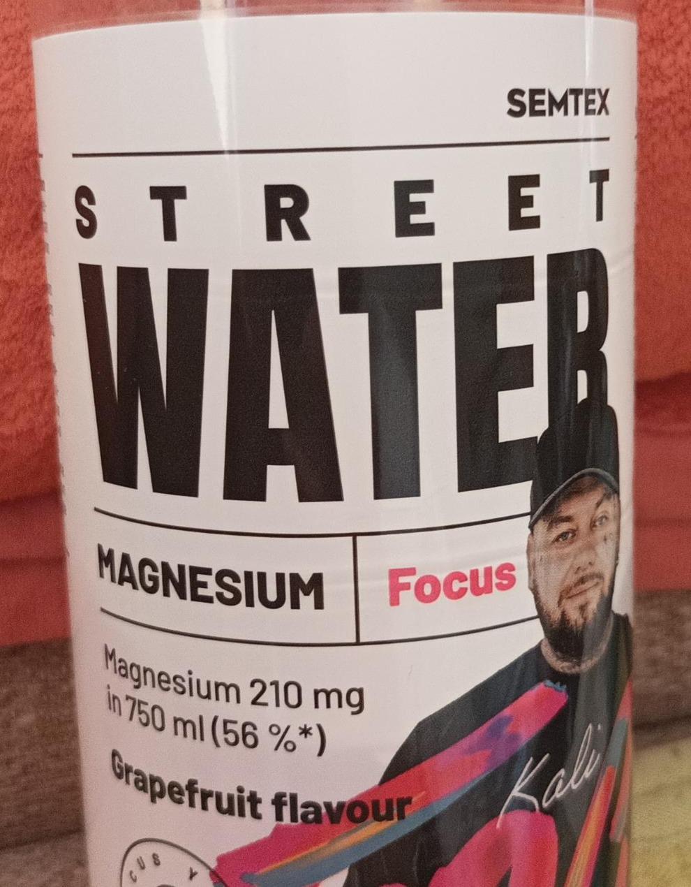 Fotografie - Street Water Magnesium Focus Semtex