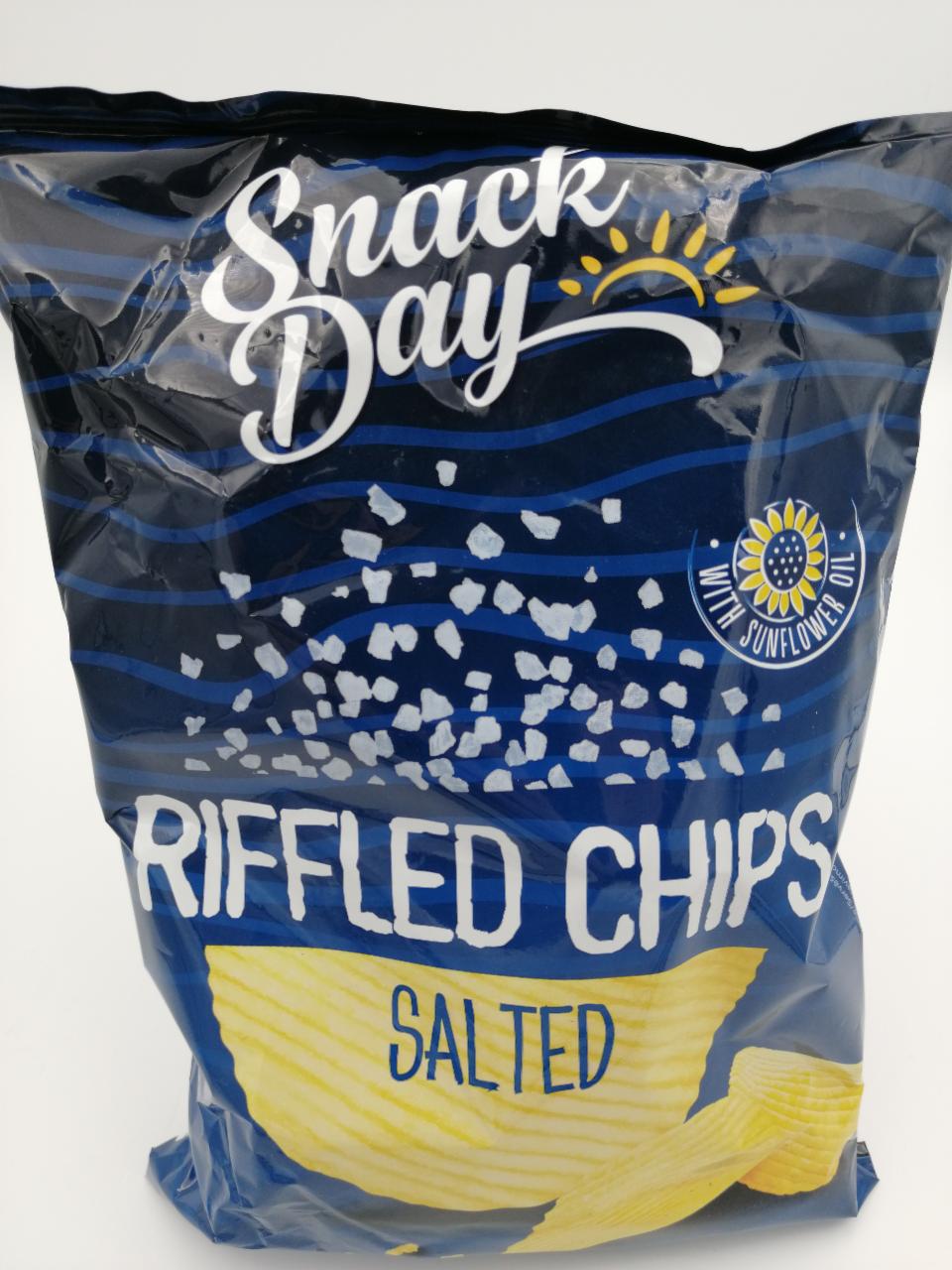Fotografie - Riffled Chips Salted Snack Day