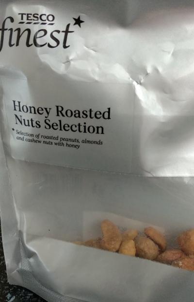 Fotografie - Honey Roasted Nuts Selection Tesco