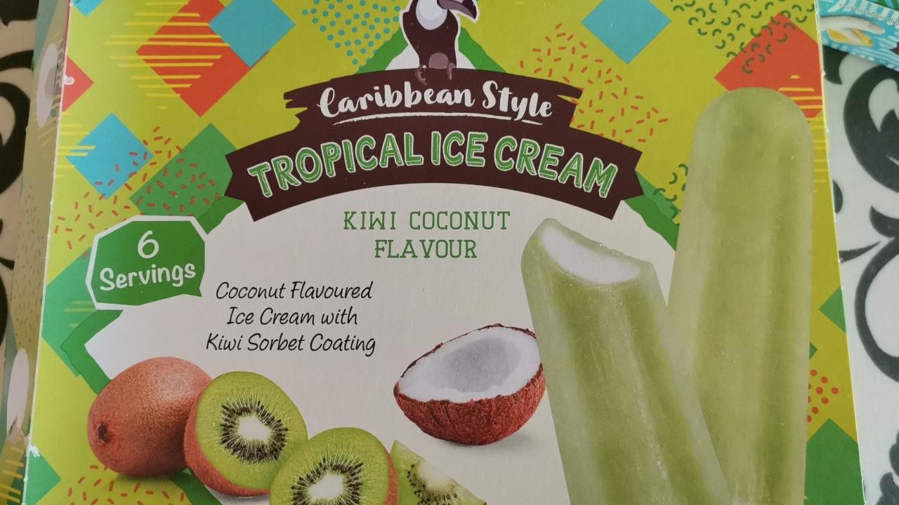 Fotografie - Tropical ice cream kiwi coconut flavour