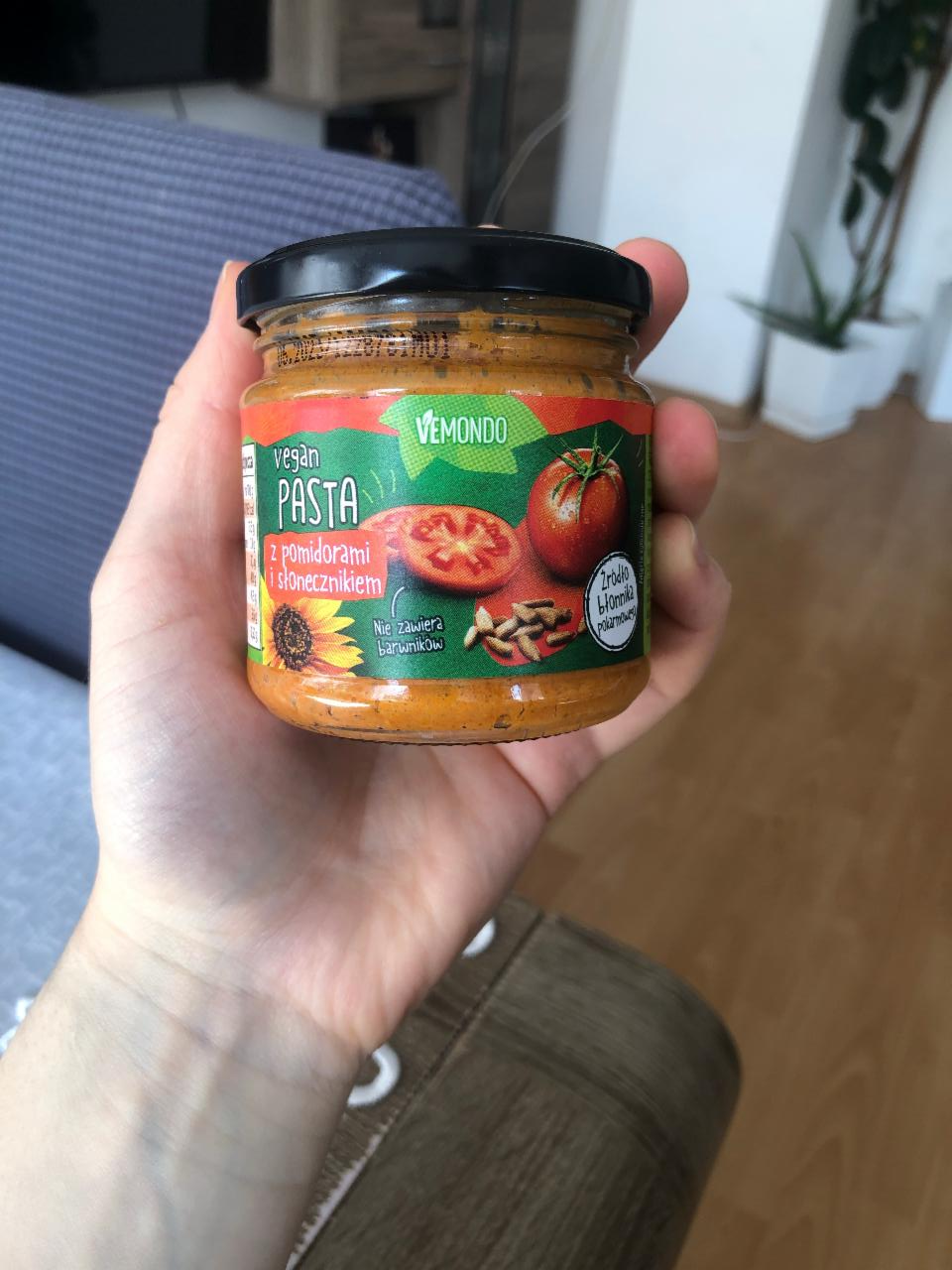 Fotografie - Vegan pasta z pomidorami i slonecznikiem
