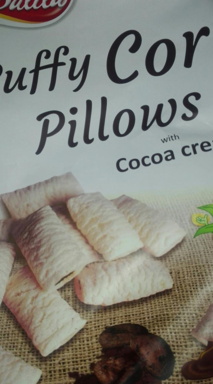 Fotografie - puffy corn pilows cocoa cream
