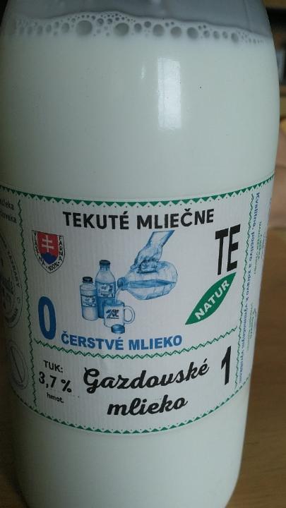 Fotografie - gazdovske mlieko 3,7%