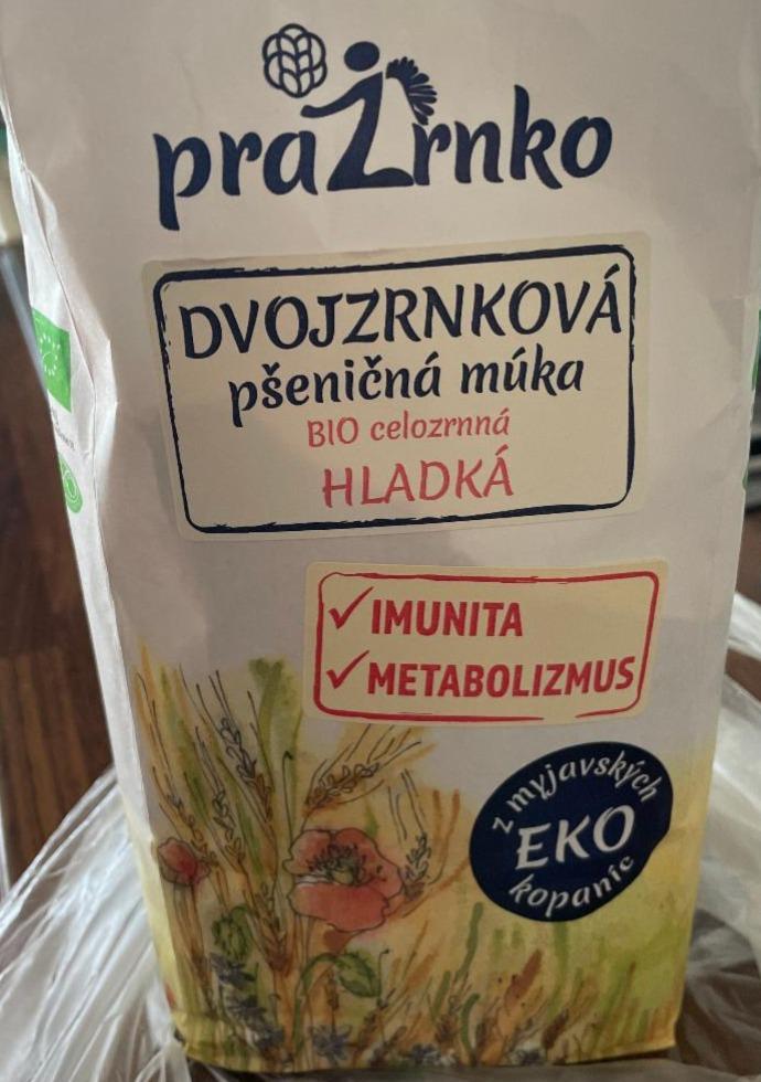 Fotografie - Dvojzrnková pšeničná múka Bio celozrnná Hladká PraZrnko