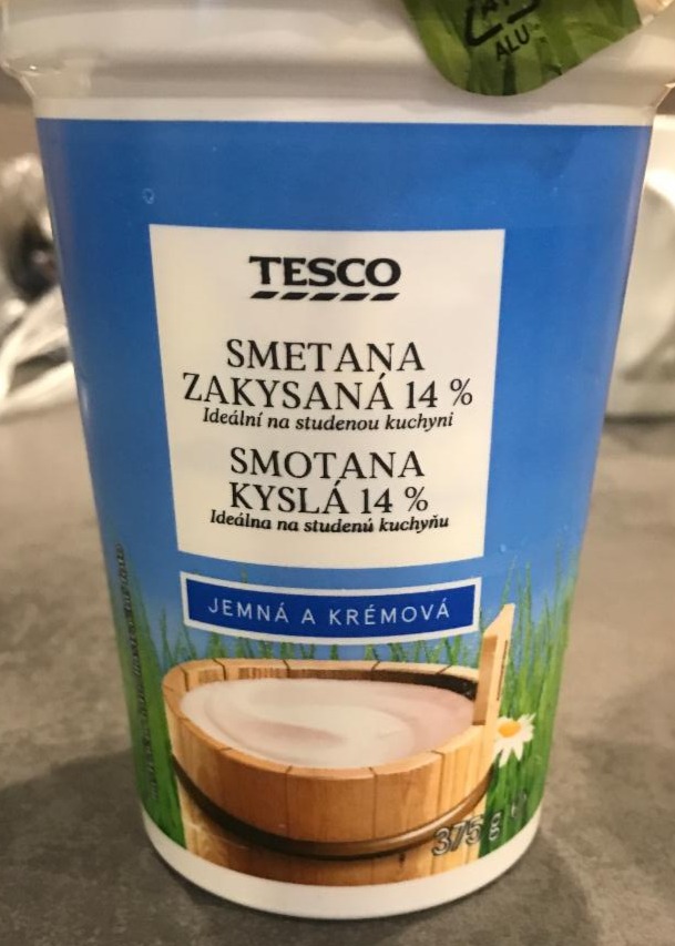 Fotografie - Smotana kyslá 14% Tesco