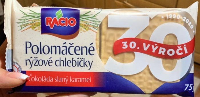 Fotografie - Racio polomáčené rýžové chlebíčky čokoláda slaný karamel