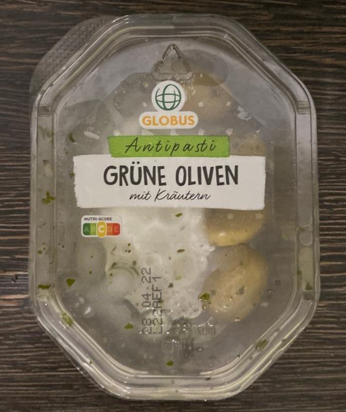 Fotografie - Antipasti grüne oliven mit Kräutern (marinované zelené olivy bez pecky s bylinkami) Globus