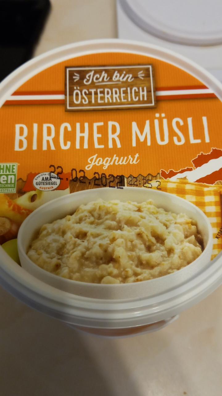 Fotografie - joghurt bricher musli