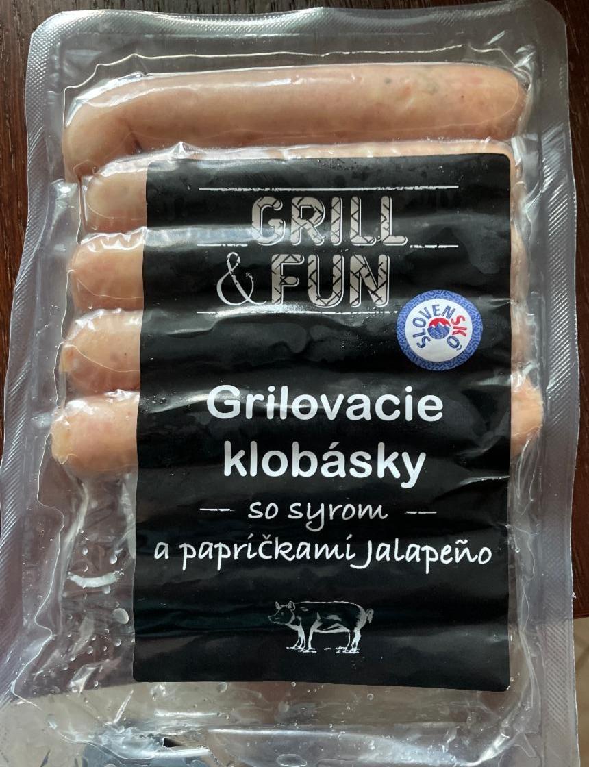 Fotografie - Grilovacie klobásky so syrom a papričkami Jalapeňo Grill & Fun