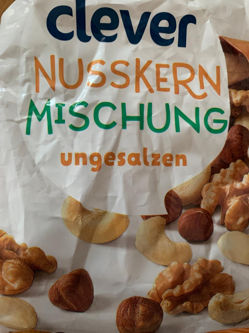 Fotografie - Nusskern Mischung ungesalzen Clever