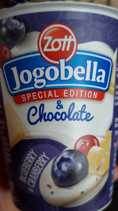 Fotografie - Jogobella special edition & chocolate Blueberry & cranberry