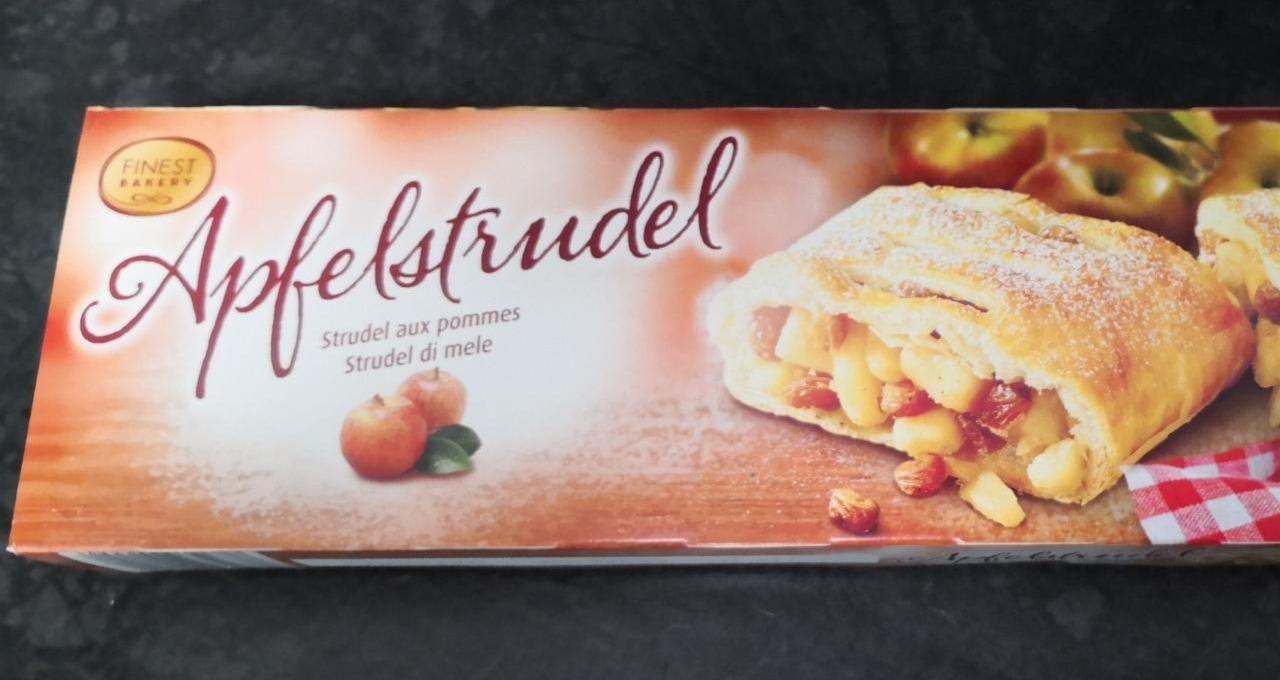 Fotografie - Apfelstrudel Finest bakery