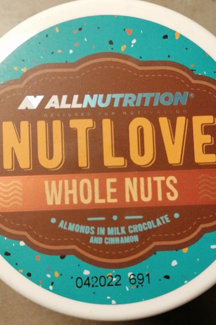 Fotografie - Nutlove Whole Nuts almonds in milk chocolate and cinnamon Allnutrition