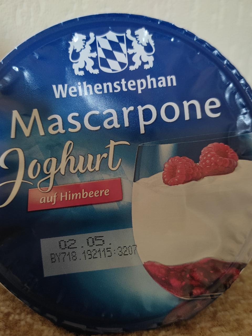 Fotografie - Mascarpone joghurt auf Himbeere