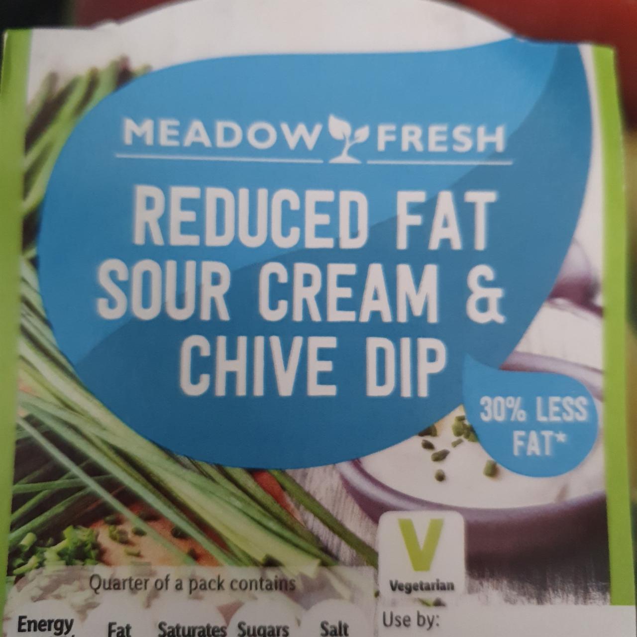 Fotografie - Reduced fat sour cream & chive dip Meadow Fresh