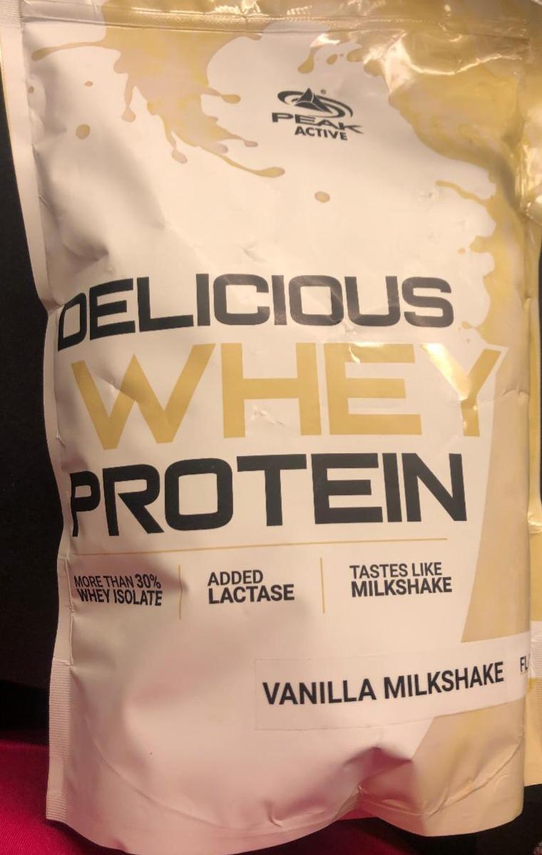 Fotografie - Delicious Whey Protein Vanilla Milkshake