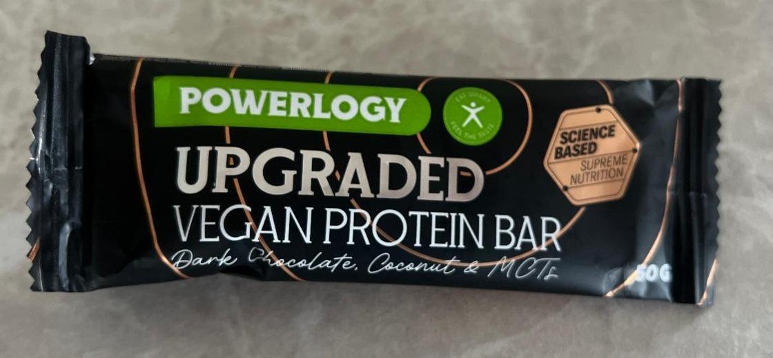 Fotografie - Upgraded Vegan Protein Bar Dark Chocolate, Coconut & Powerlogy