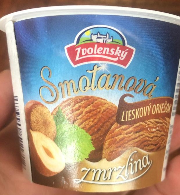 Fotografie - Zvolenský smotanová zmrzlina lieskový oriešok