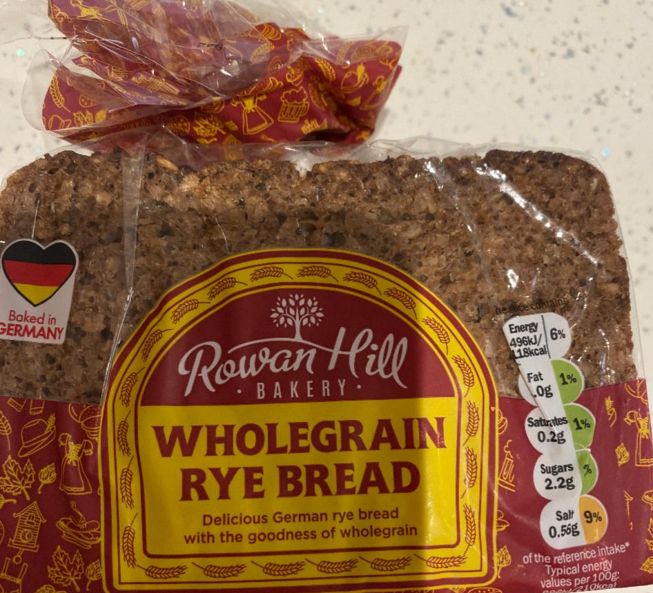 Fotografie - wholegrain rye bread Rowan Hill