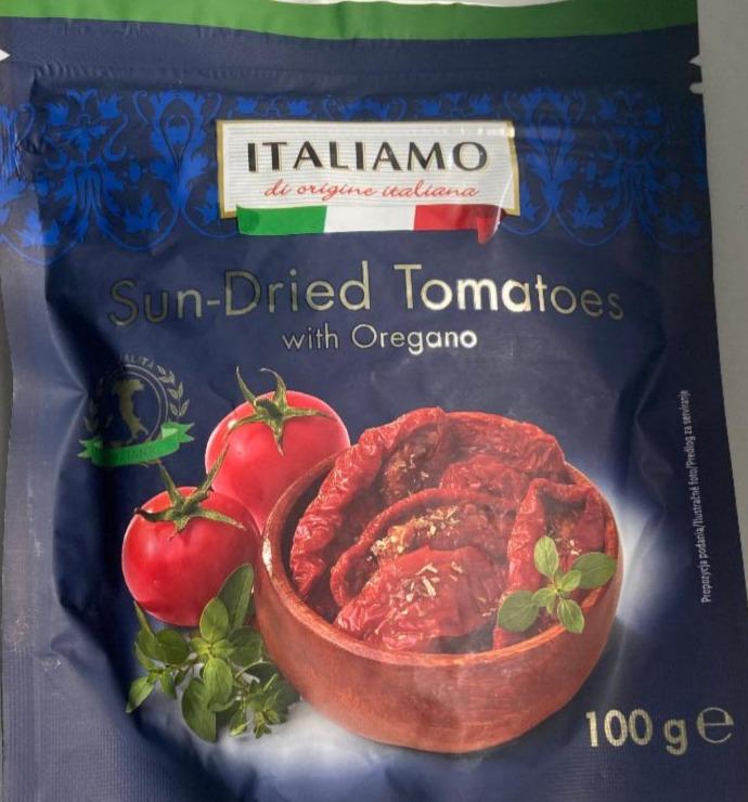 Fotografie - Italiamo sun-dried tomatoes with oregano