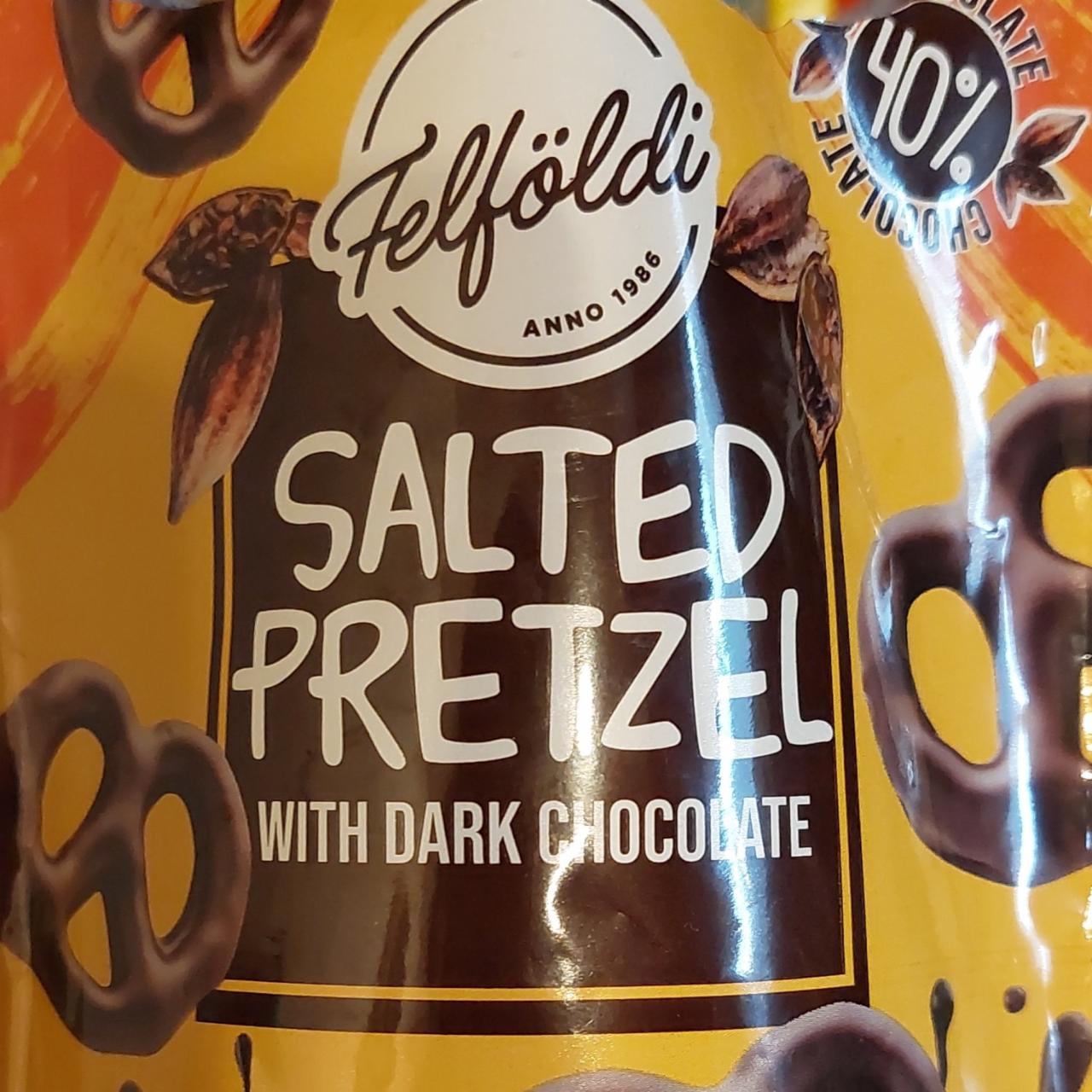 Fotografie - Salted Pretzel with dark chocolate Felföldi