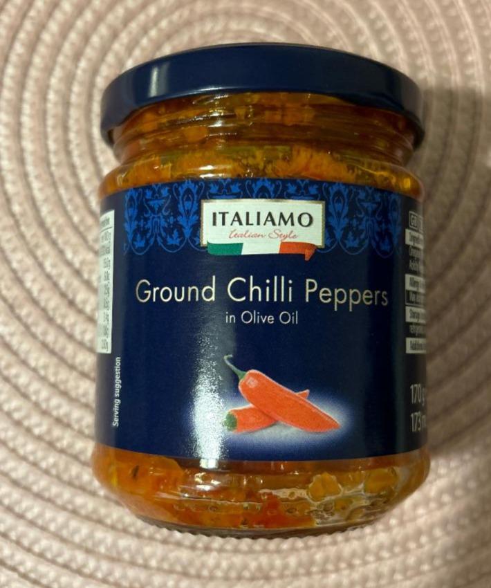 Fotografie - Ground chilli peppers in Olive Oil Italiamo