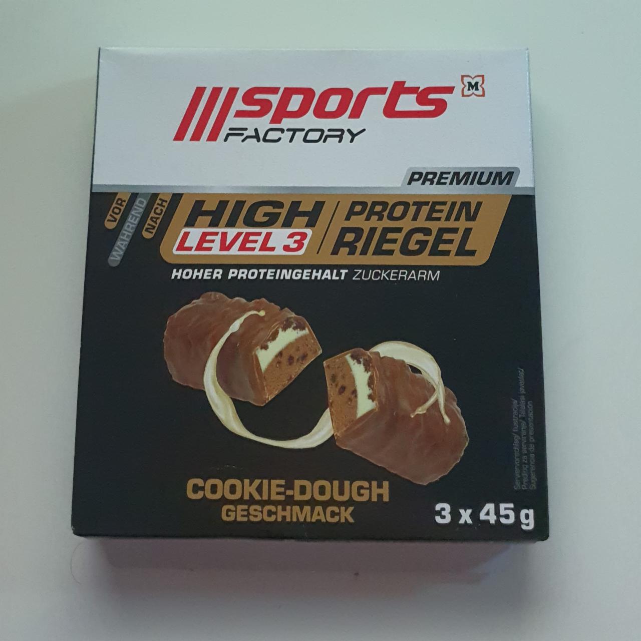 Fotografie - Premium Protein Riegel Cookie-Dough geschmack Sports Factory