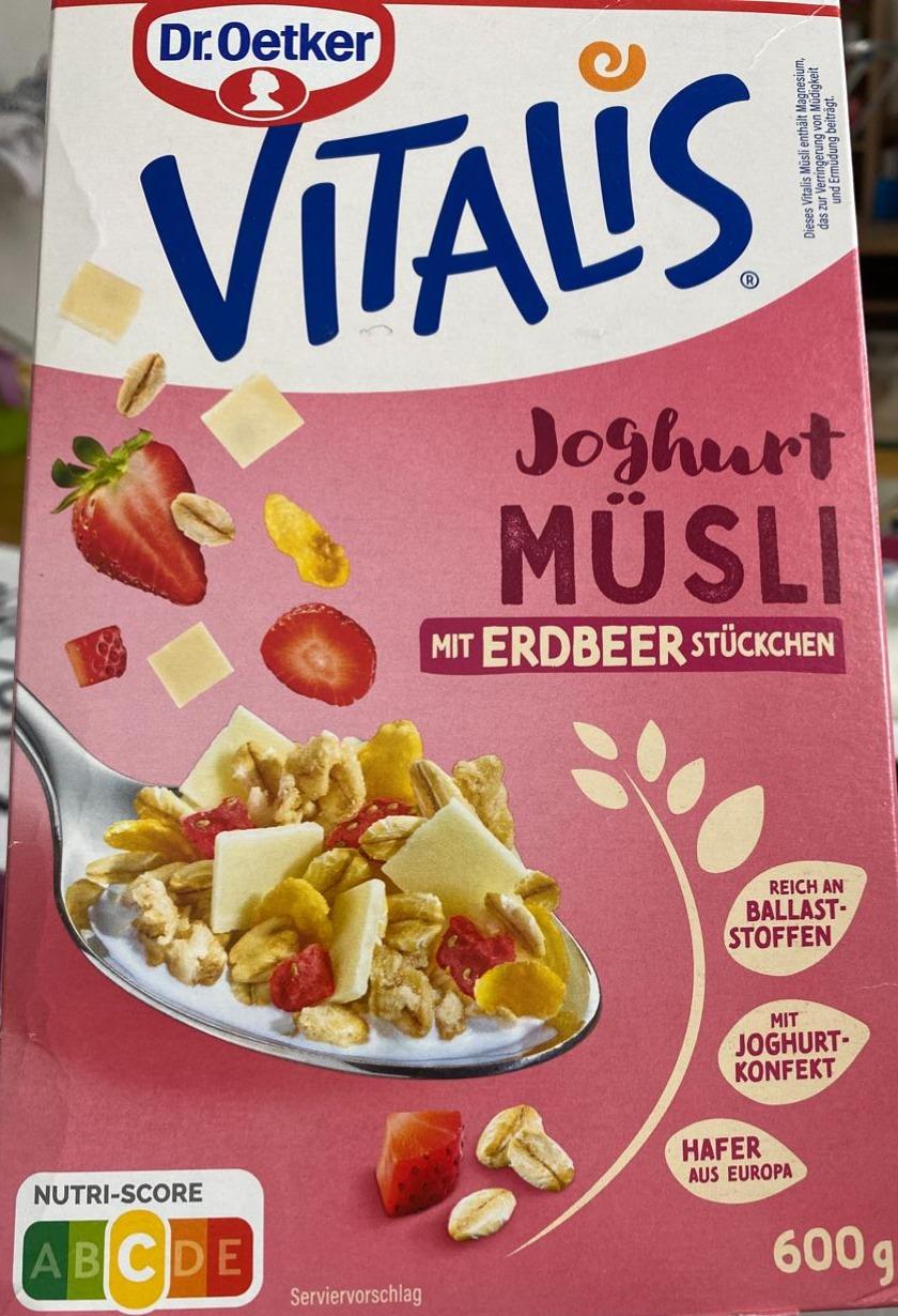 Fotografie - Vitalis Joghurt Müsli mit Erdbeer stückchen Dr.Oetker