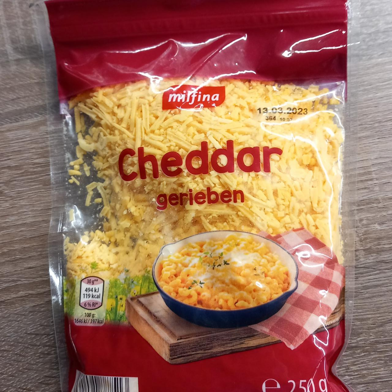 Fotografie - Cheddar gerieben Milfina