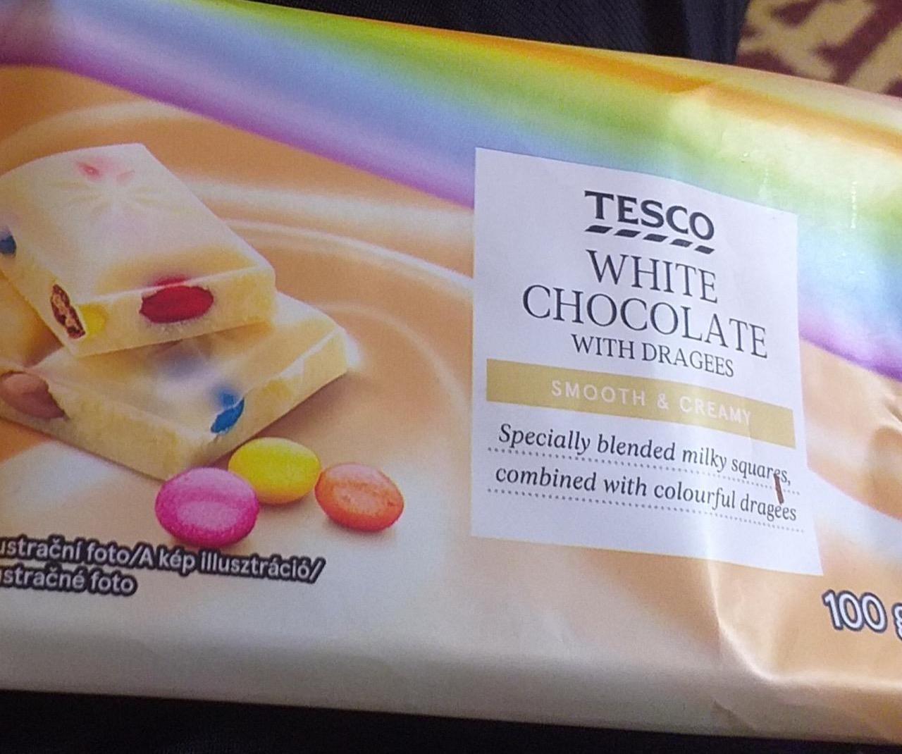 Fotografie - White chocolate with dragees Tesco