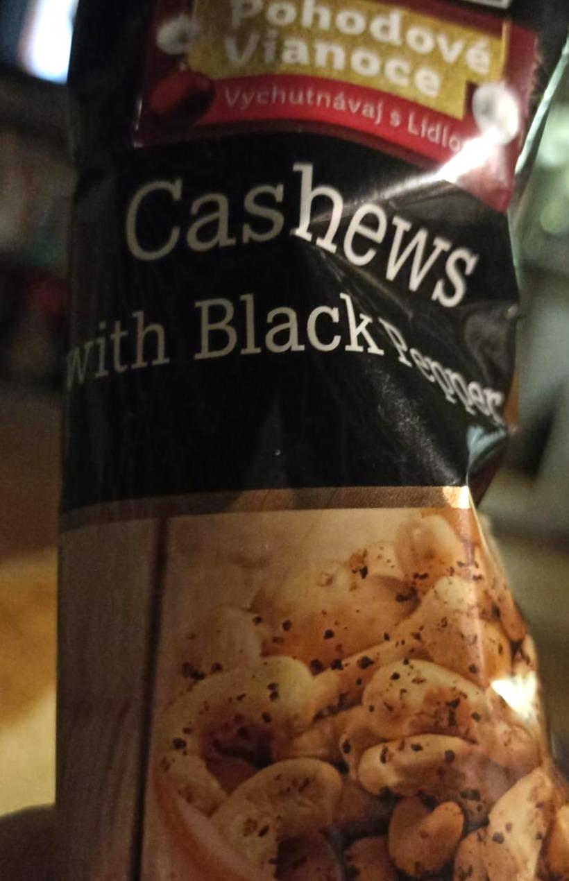 Fotografie - Cashews with Black Pepper Alesto