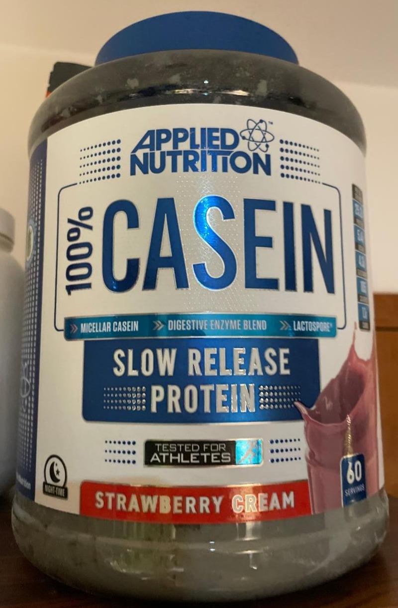 Fotografie - 100% Casein Slow release protein Strawberry cream Applied Nutrition