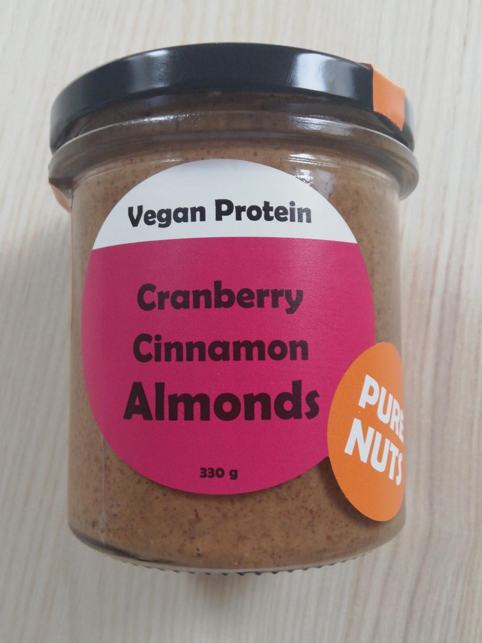 Fotografie - Vegan Protein Cranberry Cinnamon Almonds Pure Nuts