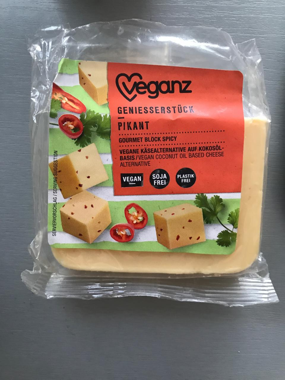 Fotografie - veganz pikantniy blok syr