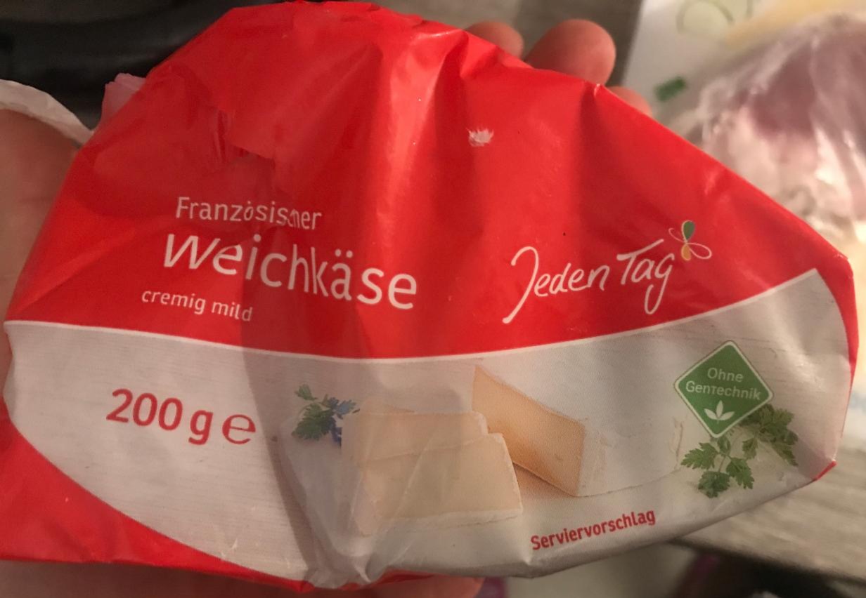 Fotografie - Französischer Weichkäse cremig mild Jeden Tag