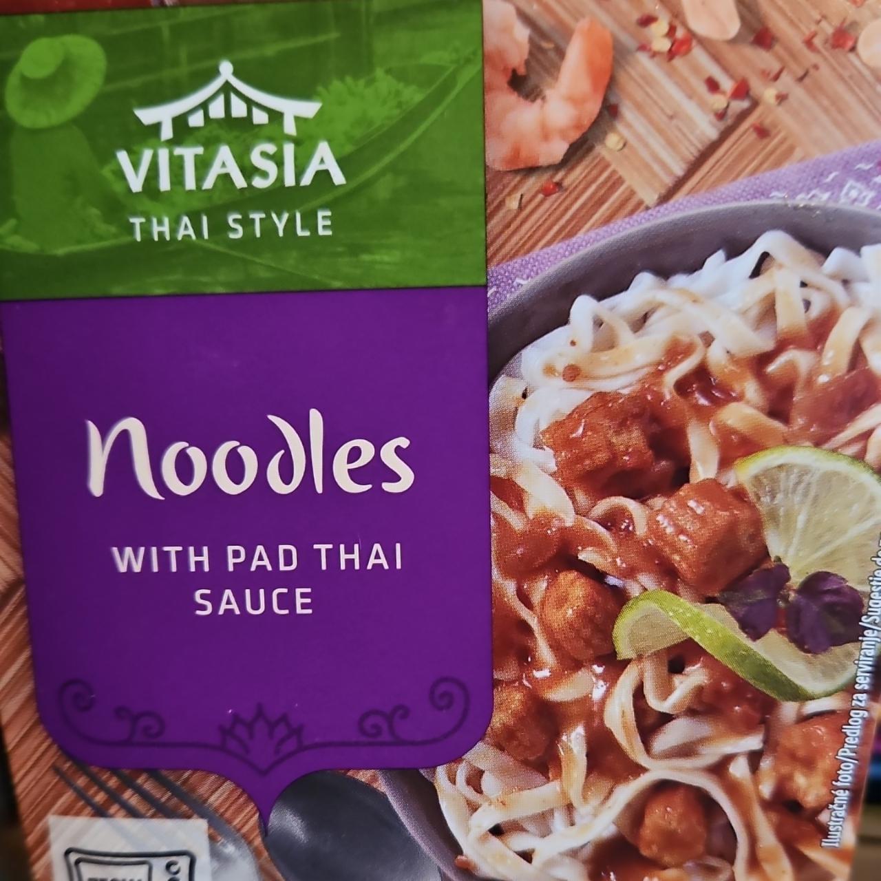 Fotografie - Noodles with pad thai sauce Vitasia