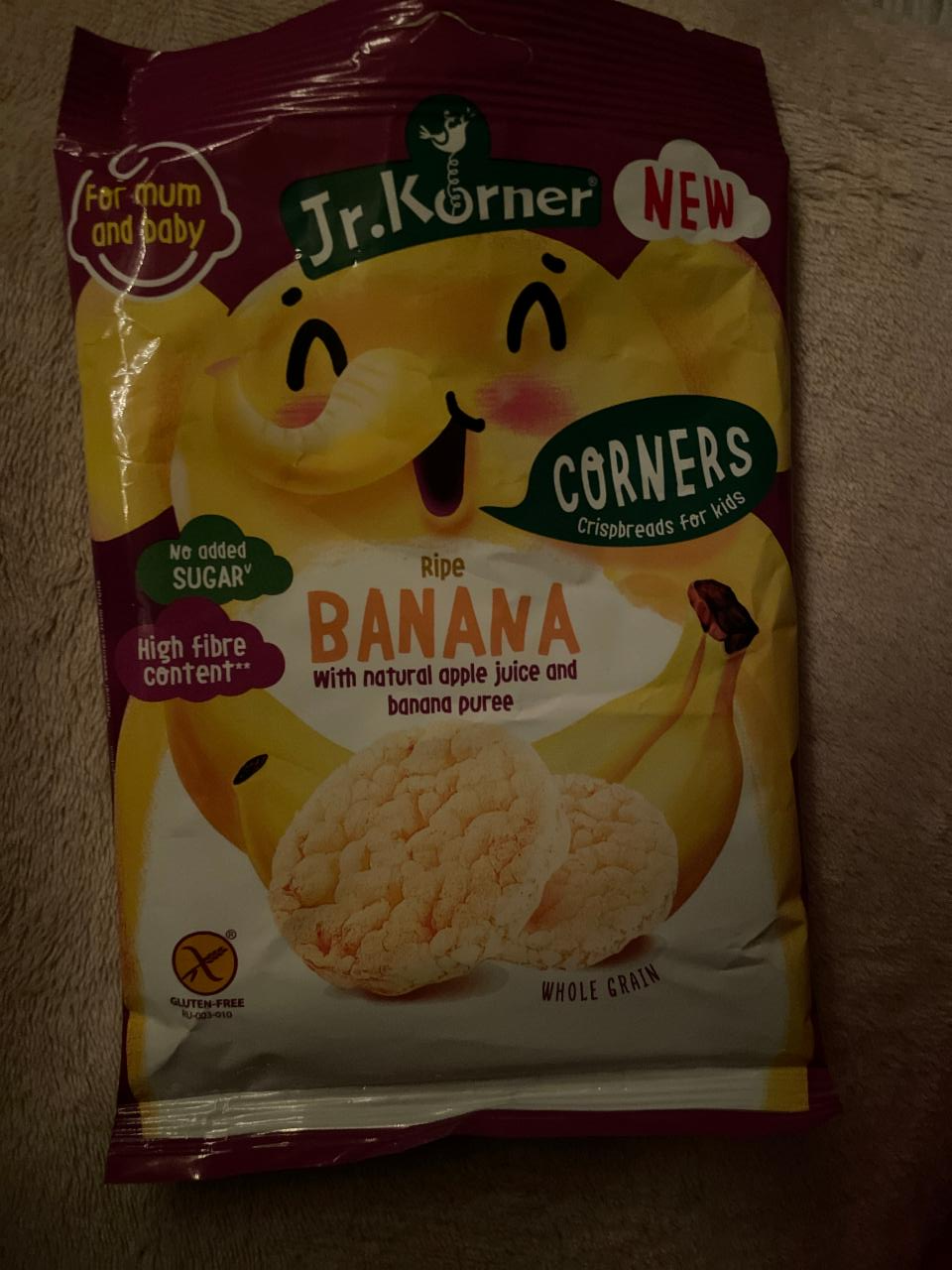 Fotografie - Ripe banana corners crispbreads for kids