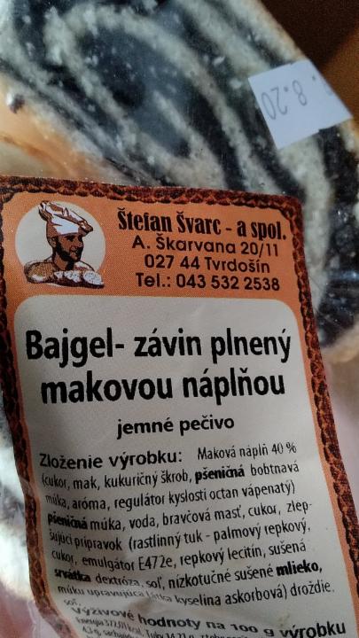 Fotografie - Bajgel - závin plnený makovou náplňou