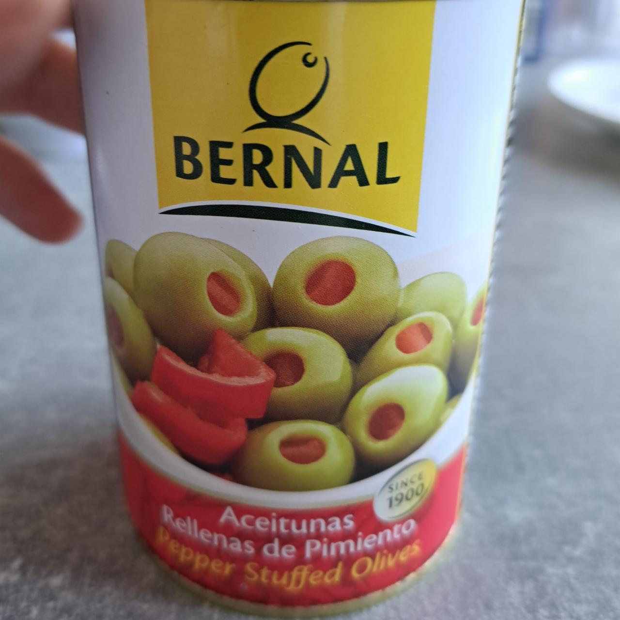 Fotografie - Pepper stuffed Olives Bernal