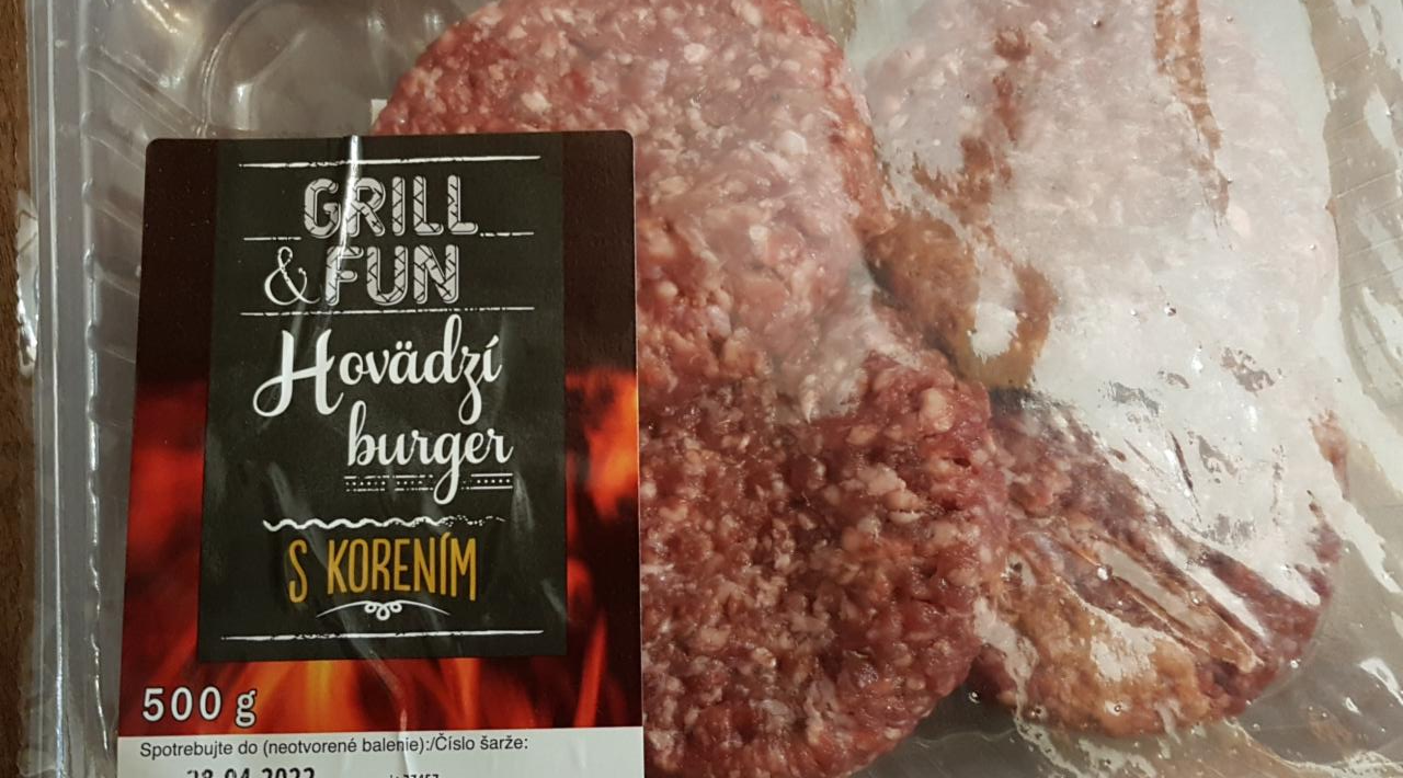 Fotografie - hovadzi burger s korenim Grill & Fun