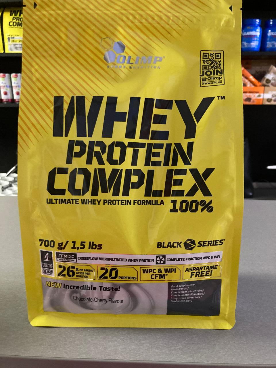 Fotografie - Whey proteín Complex chocolate cherry flavour Olimp sport nutrition