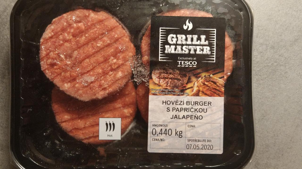 Fotografie - Hovädzí burger s paprikou jalapeño 77% Grill master Tesco