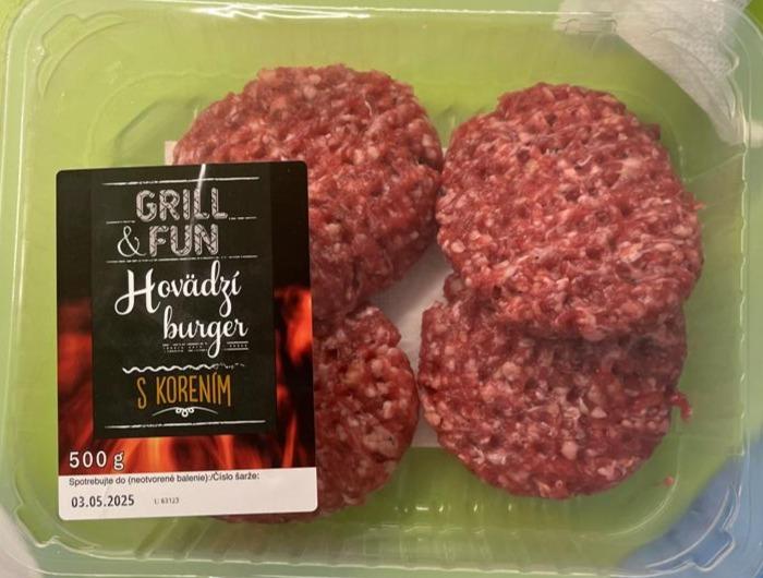 Fotografie - Hovädzí burger s korením Grill & Fun