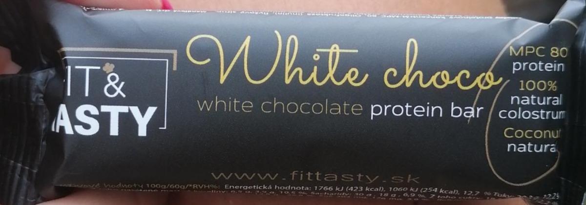 Fotografie - White choco protein bar Fit & Tasty