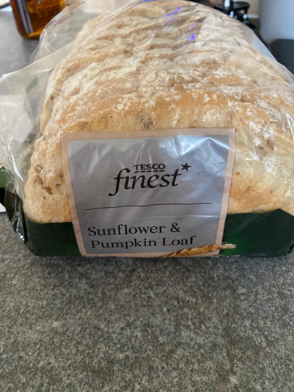 Fotografie - Sunflower & pumpkin loaf Tesco finest