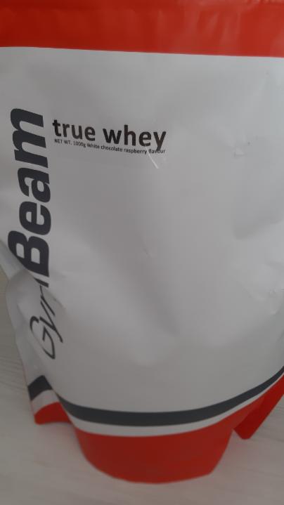 Fotografie - True Whey Protein White chocolate Raspberry GymBeam