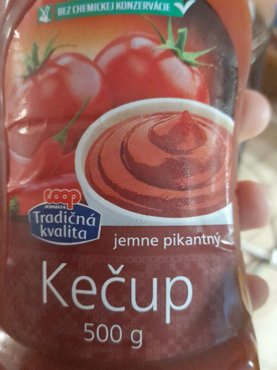 Fotografie - Kečup jemne pikantný coop